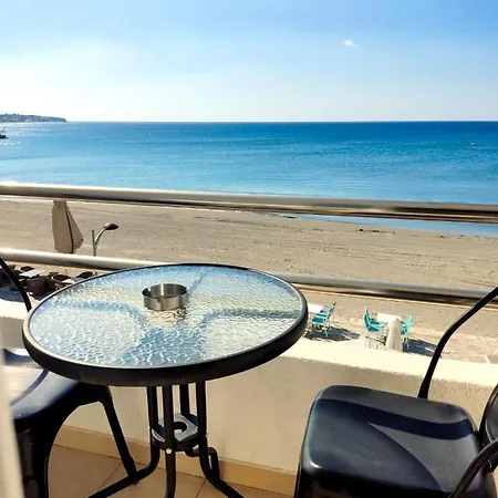 Kyrva Bay Apartamento *